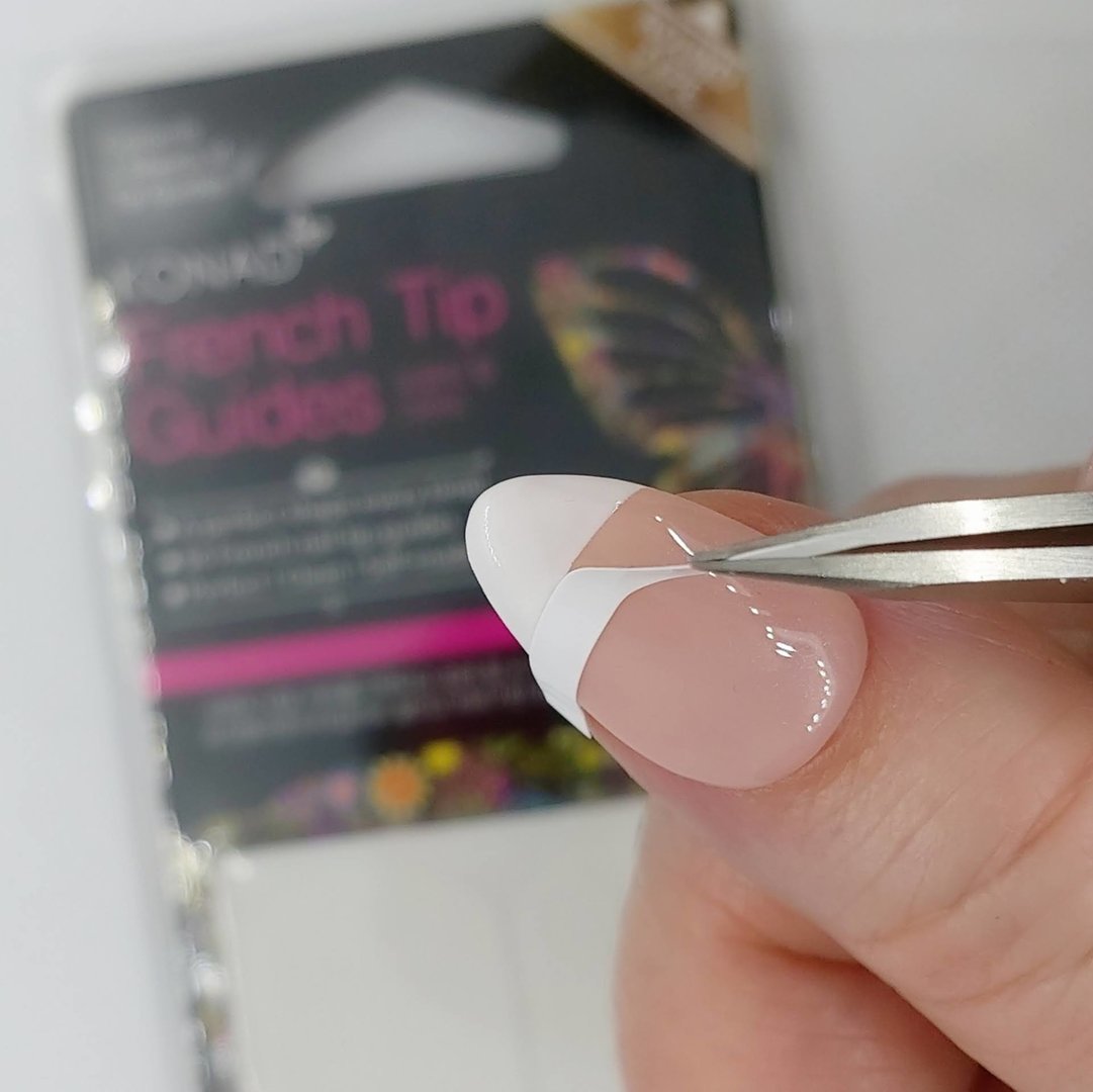 Konad French Tip Guide, Curved
