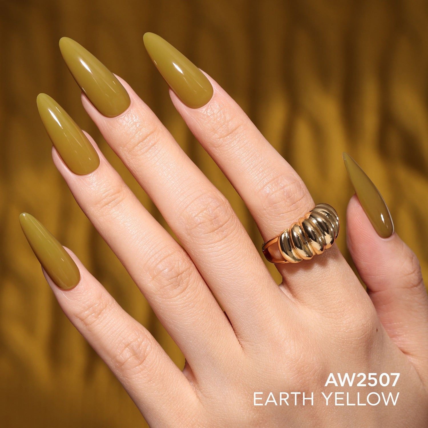 Bluesky Geelilakka, Earth Yellow