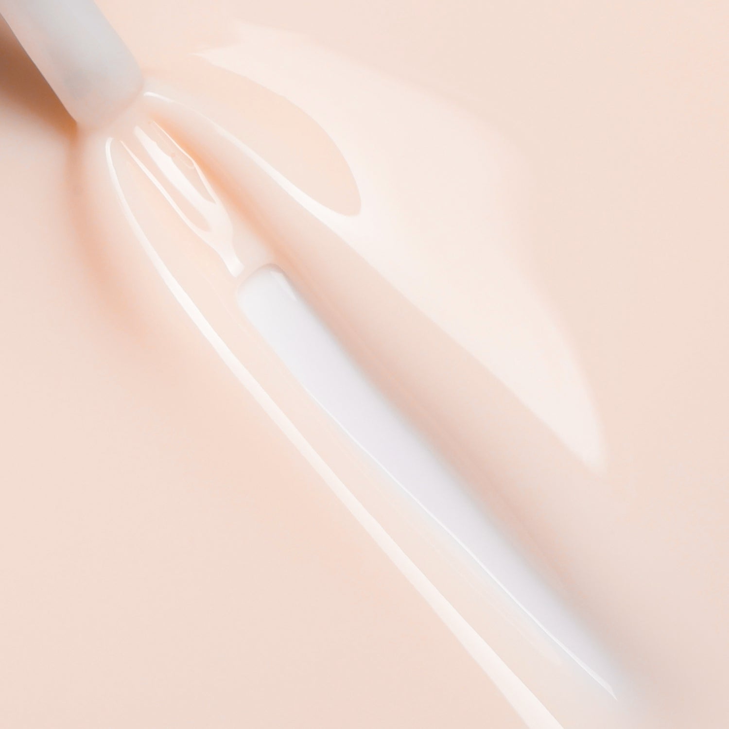 Bluesky Nourishing Rubber Base Geelialuslakka, Nude Enchantment