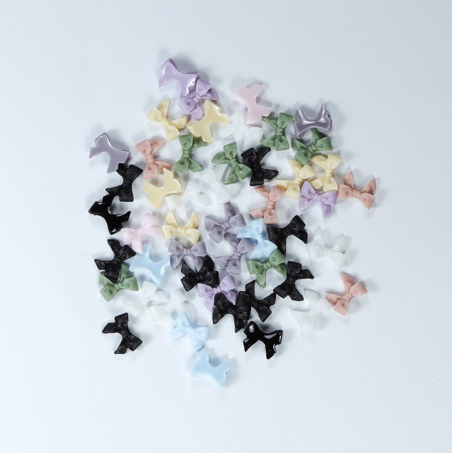 Kynsikoriste, Bow Mix