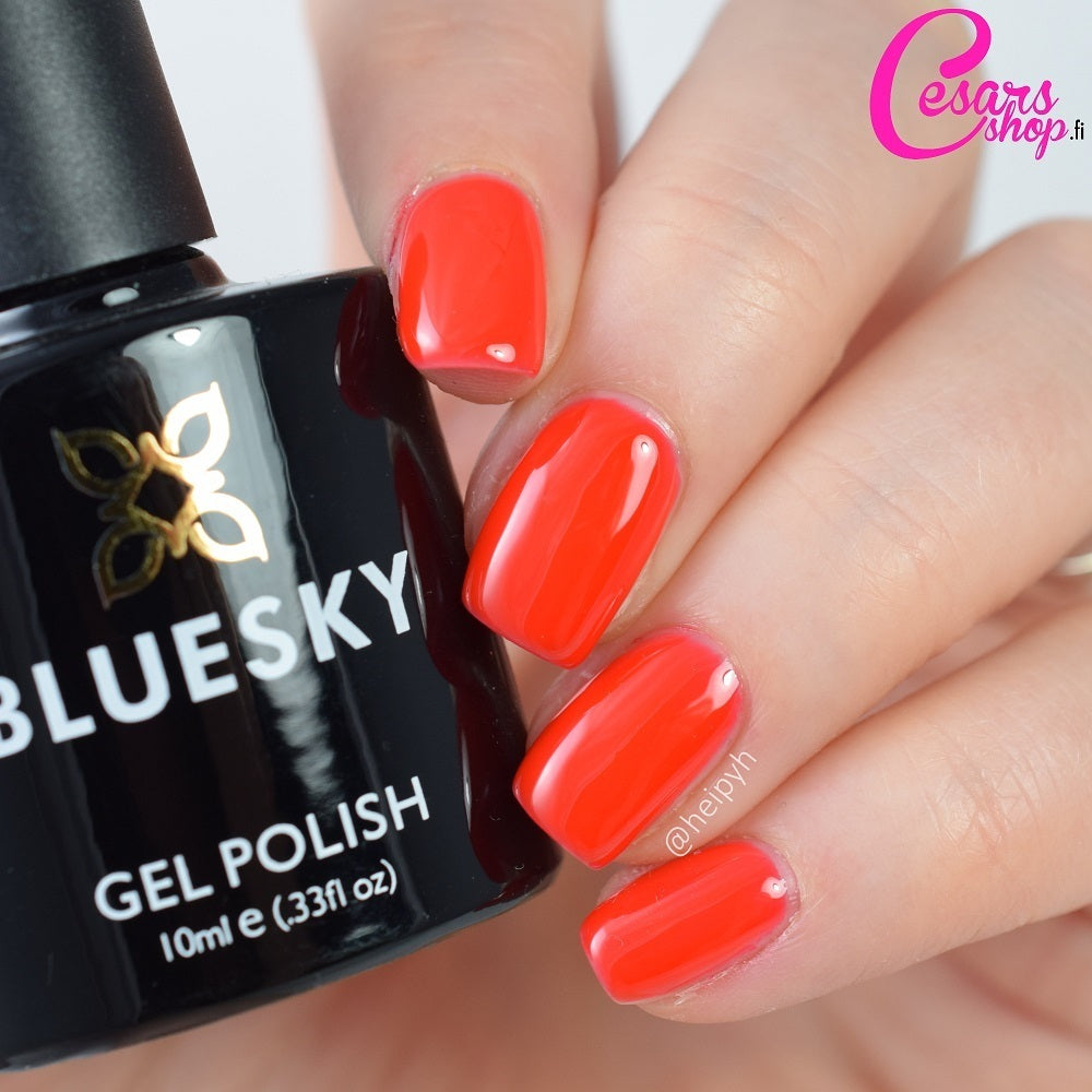 Bluesky Gel Polish, Kiss Me Red