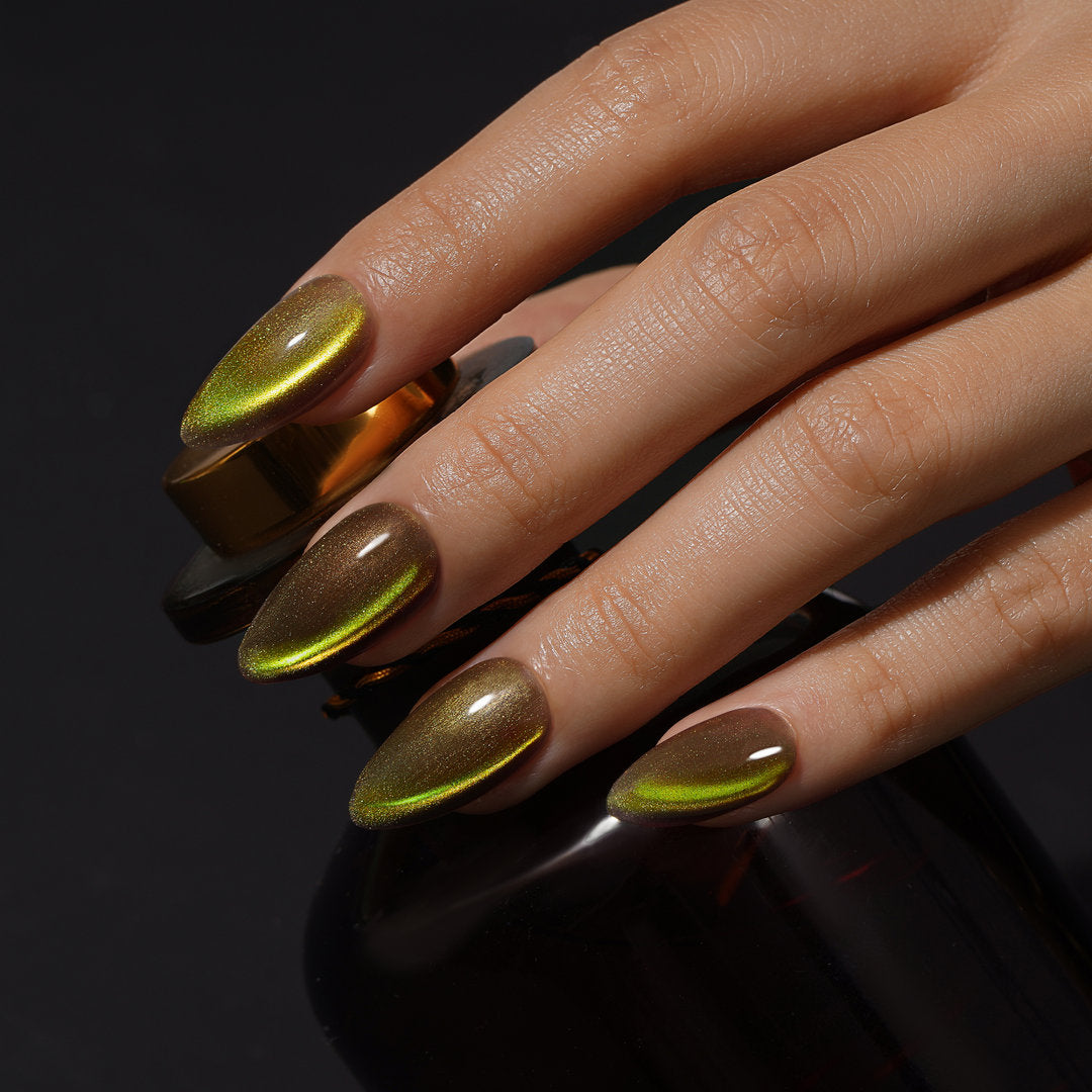 Bluesky Magnetic Gel Polish, Golden Elegance