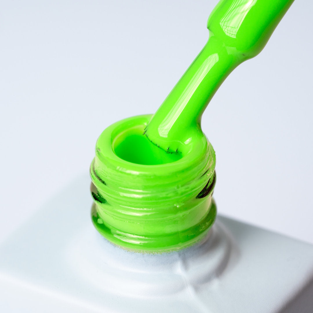 Inveray Luxury Gel Polish, 136 Lime Light