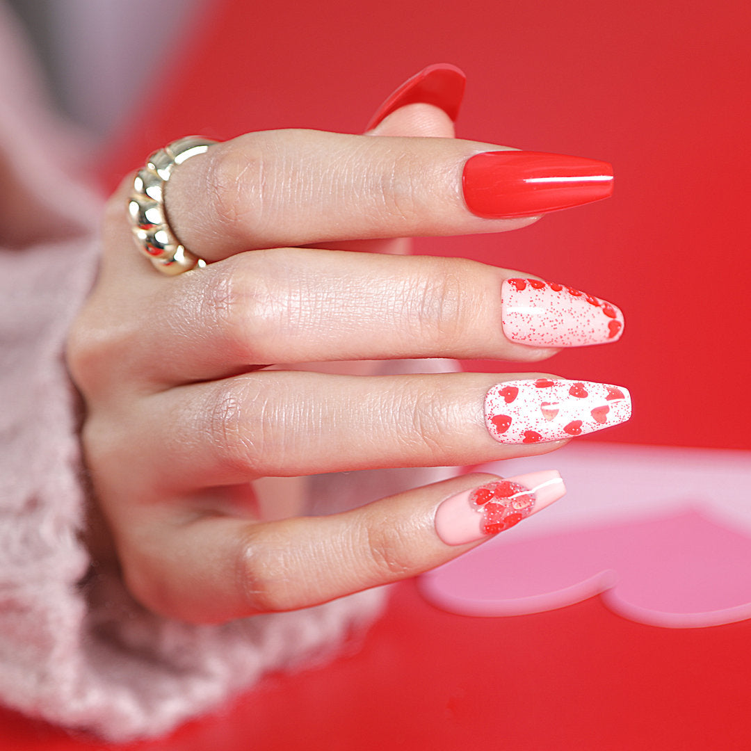 Bluesky No Wipe Glitter Top Geelipäällyslakka, Queen of Hearts