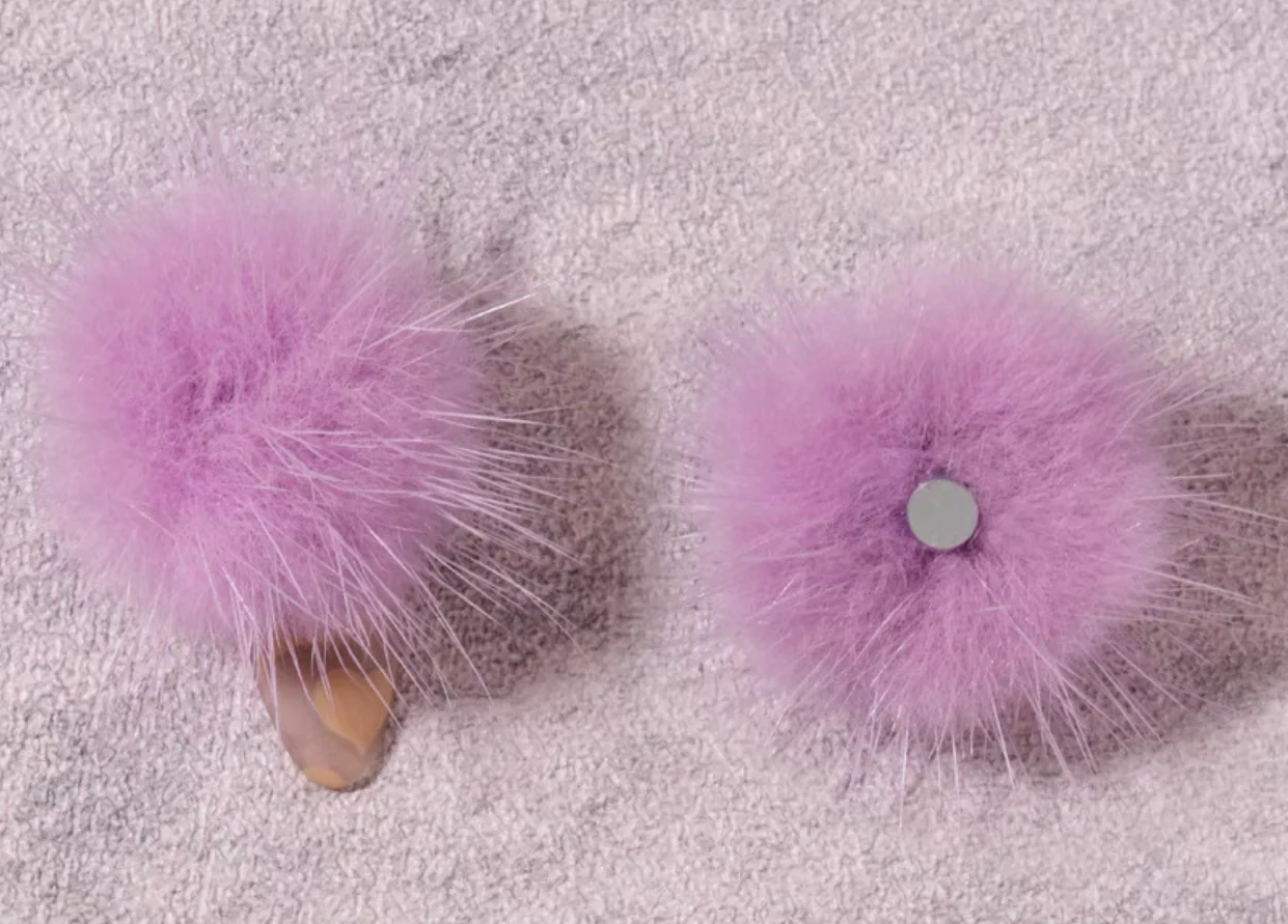 Kynsikoriste, Pom Pom 2 kpl