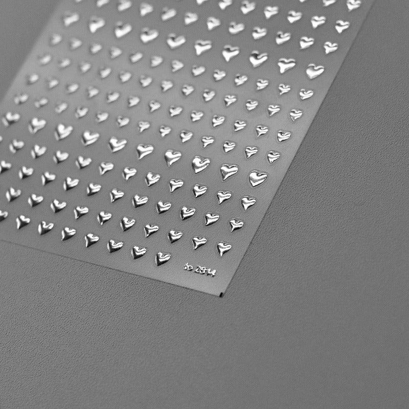 TOMONI Kynsitarrat, Chrome Hearts