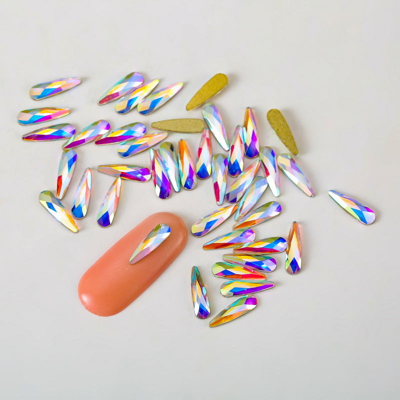 Pisaranmuotoinen Kristalli 3*10mm 25 kpl