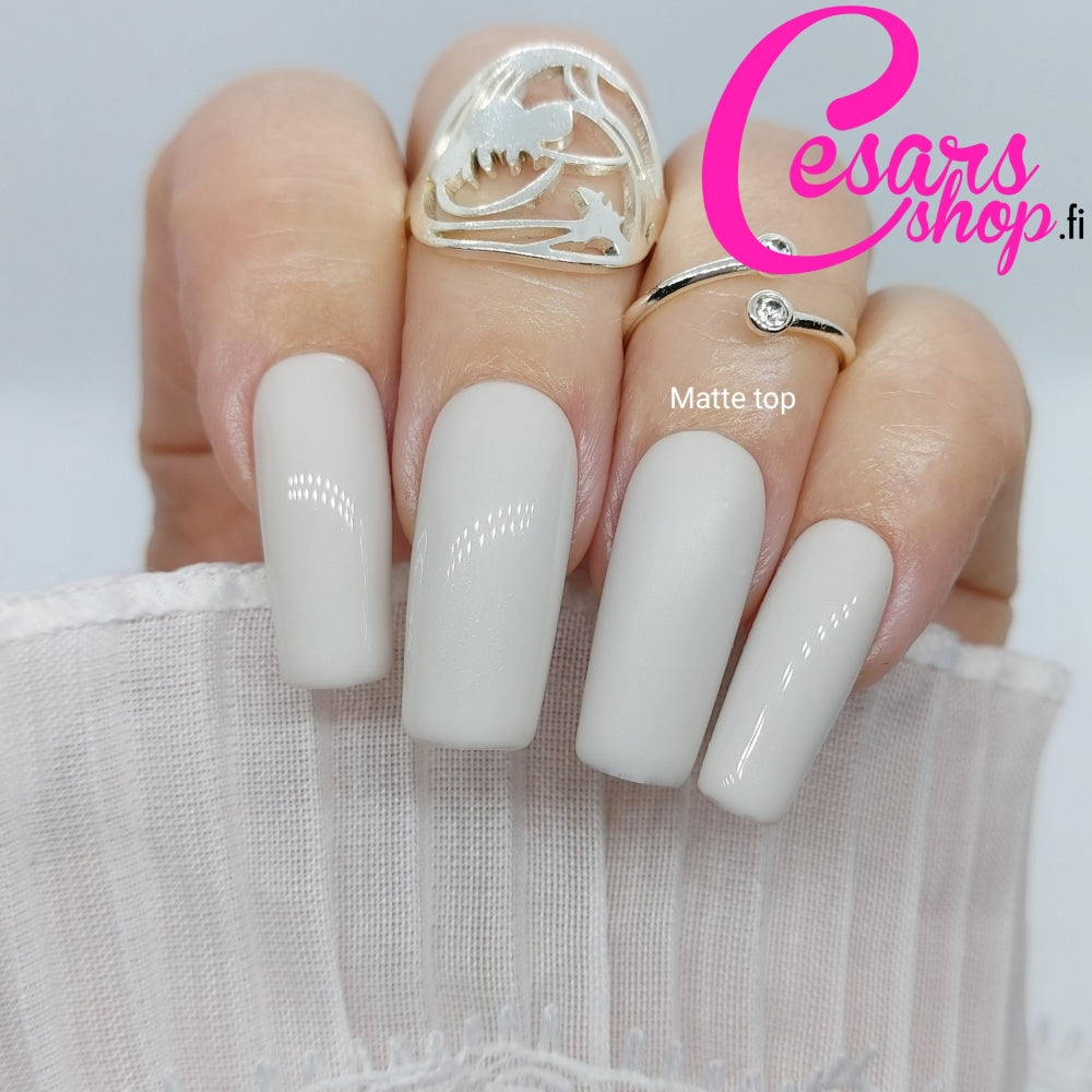 Bluesky Geelilakka, Gray Wilderness