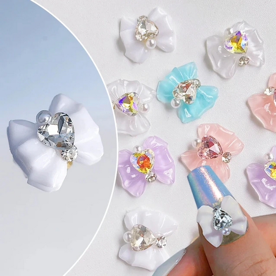 Nail Decoration, Bow White with crystal 4pcs