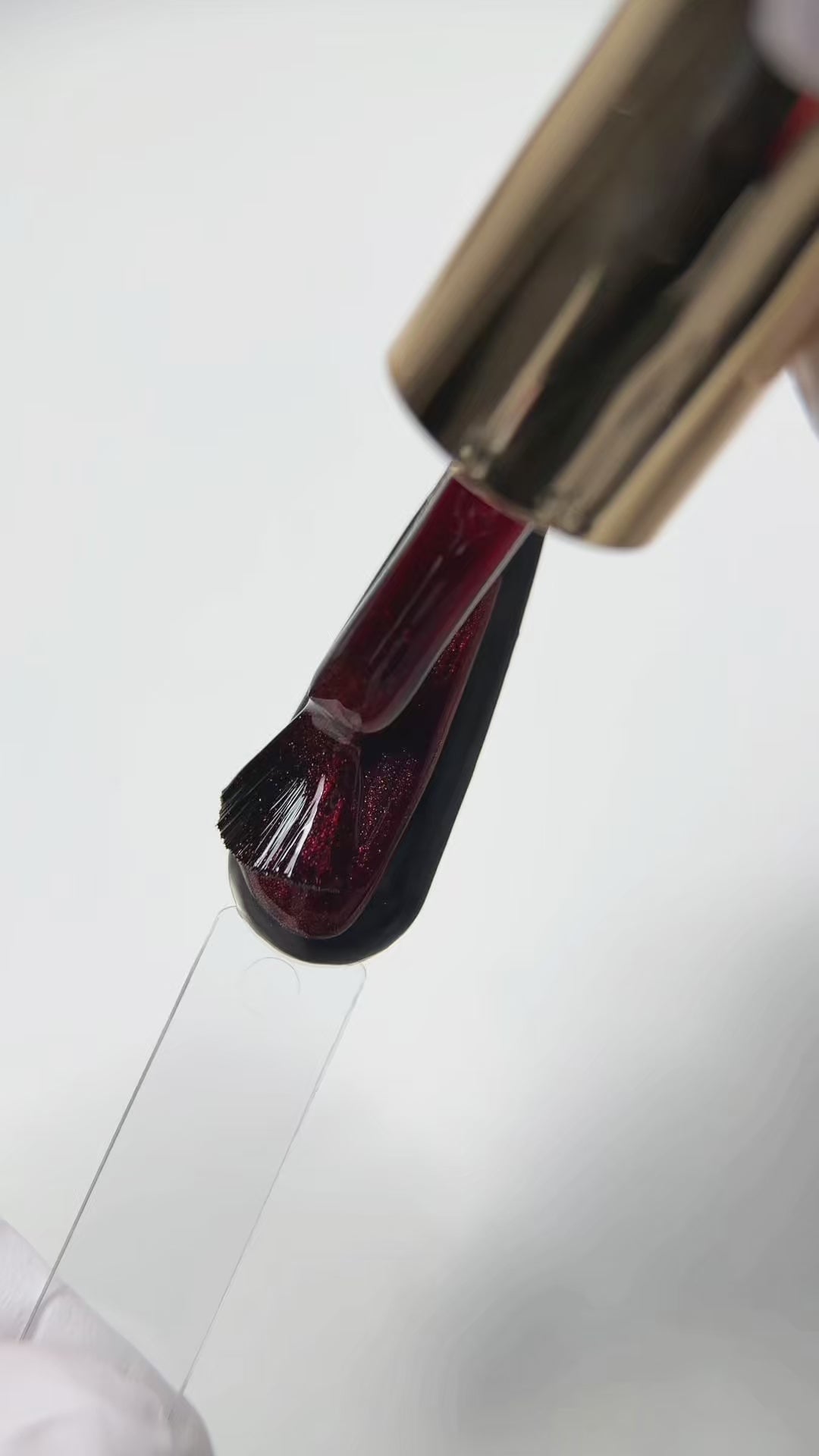Inveray Luxury Magneettigeelilakka, 323 Velvet Merlot