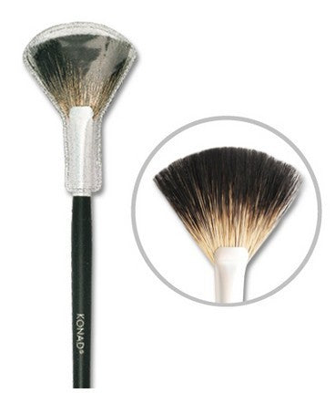 Konad Art Make Up Brush, Fan Brush Sivellin