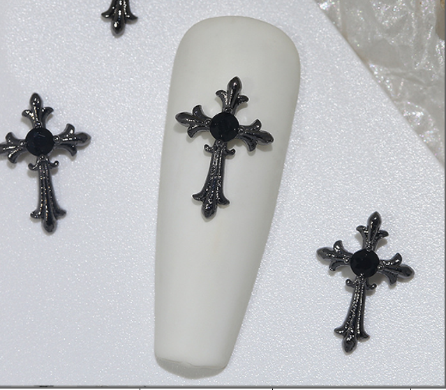 Kynsikoriste, Gothic Cross 4 2kpl