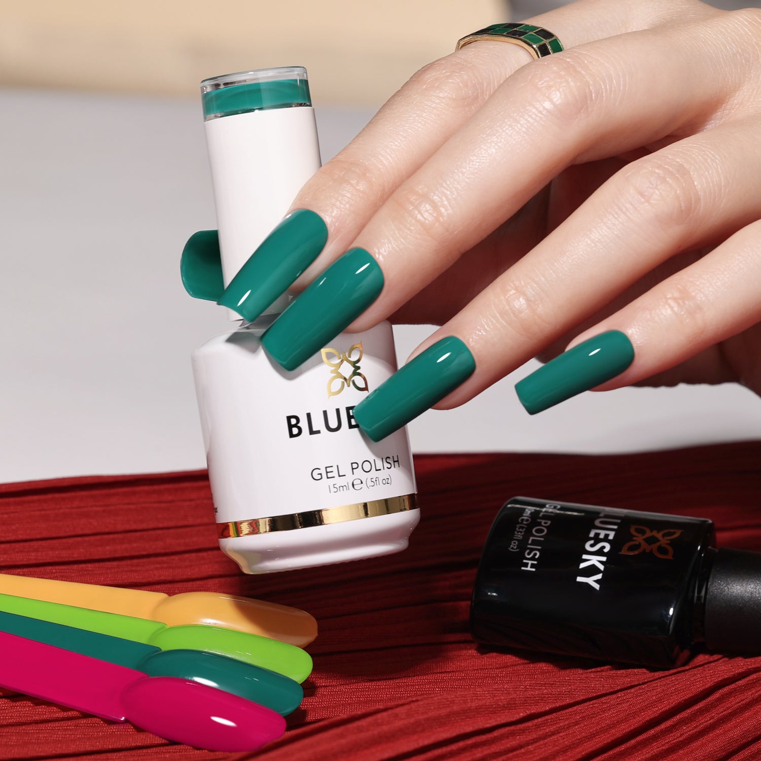 Bluesky Geelilakka, Midnight Palm