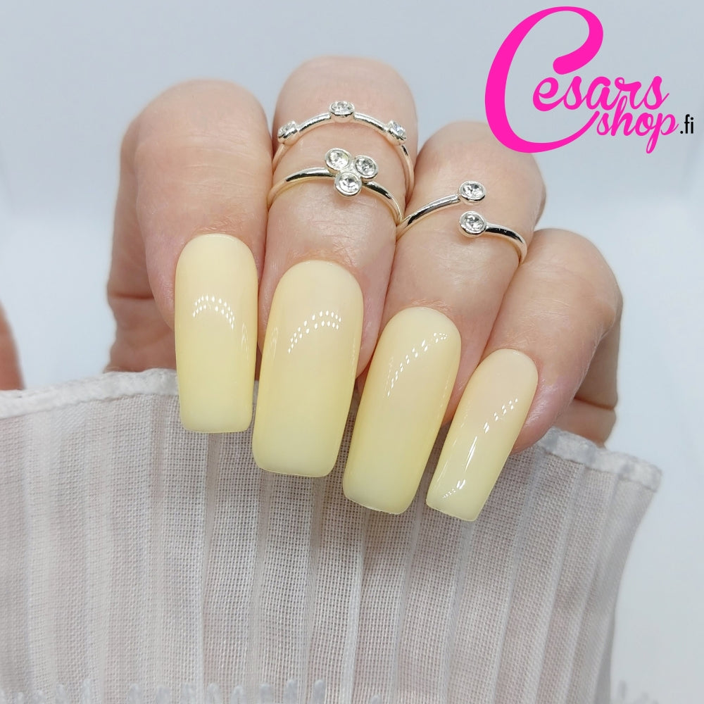 Bluesky Gel Polish, Vanilla Eclair