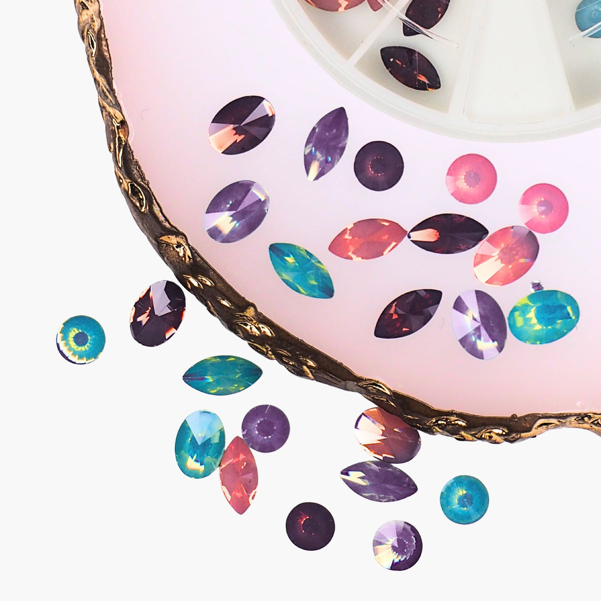 Koristehyrrä, Opal Jewelry 24 kpl