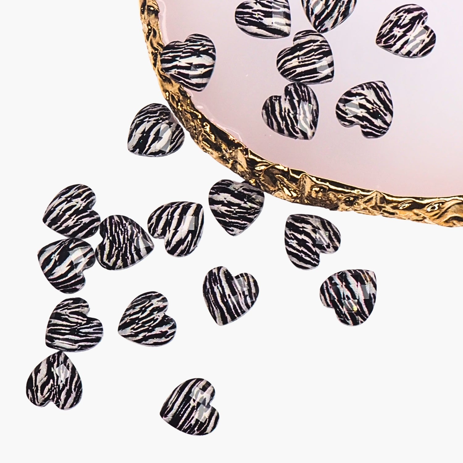 Kynsikoriste, Zebra Hearts 20 kpl *Poistuva*