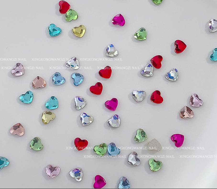 Kynsikoriste, Mini Hearts 50 kpl